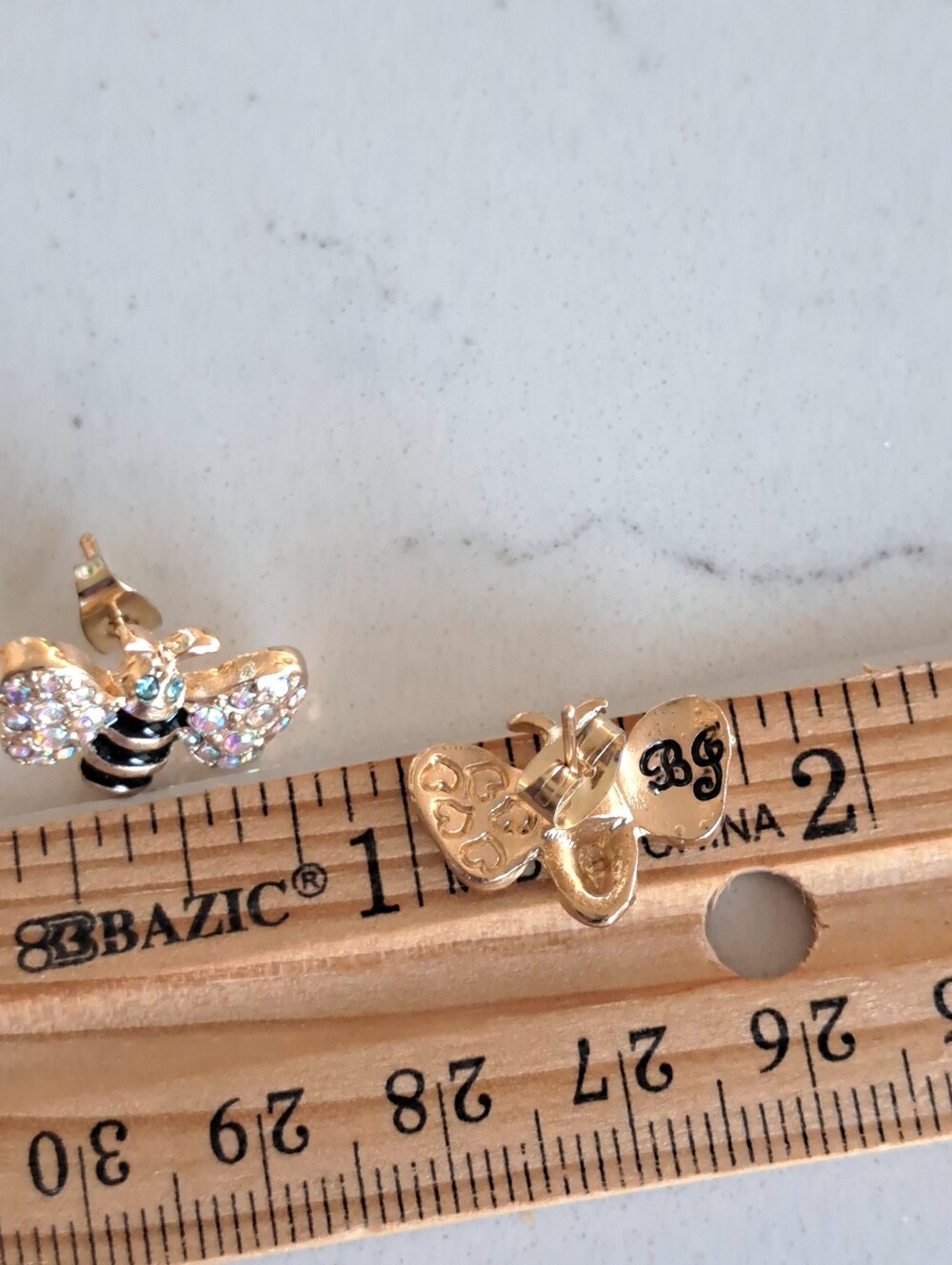 Signed Betsey J Bee Earrings - Picture 5 of 5